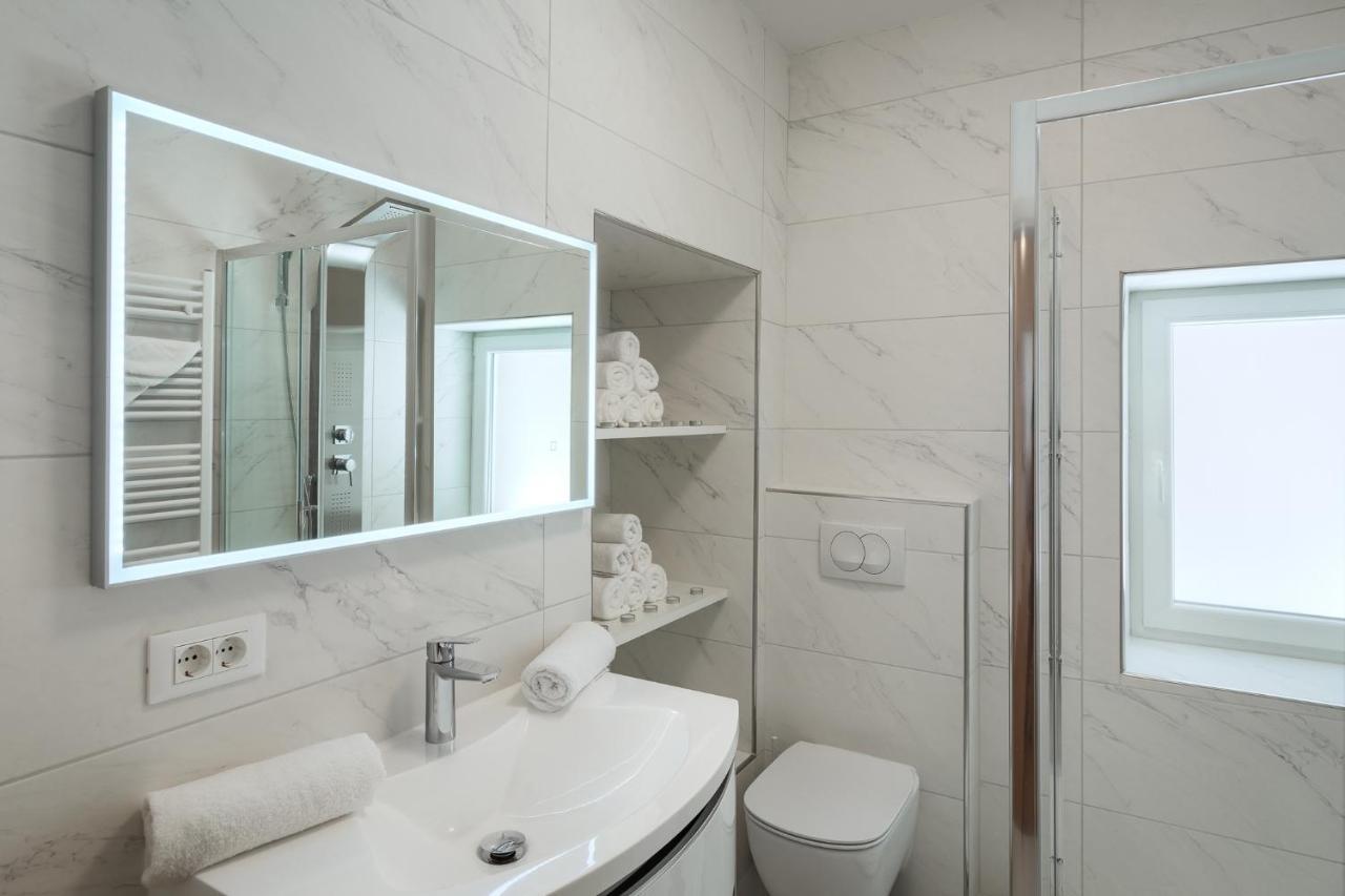 Deluxe Apartment Antonija Пореч Екстериор снимка